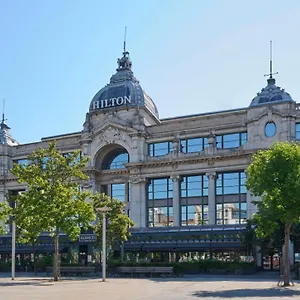 hilton-antwerp-old-town.brusselshotelsbook.com/