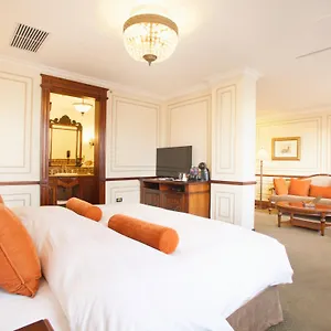 https://hotel-plaza-grande.hotelsquito.com
