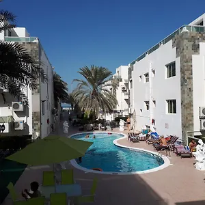https://green-house-resort.sharjah-hotels.com